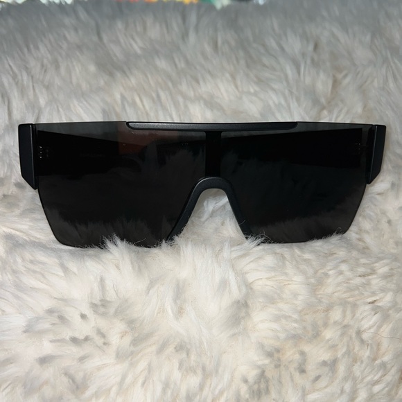 Men's Burberry Sunglasses, BE4291 - Picture 3 of 4